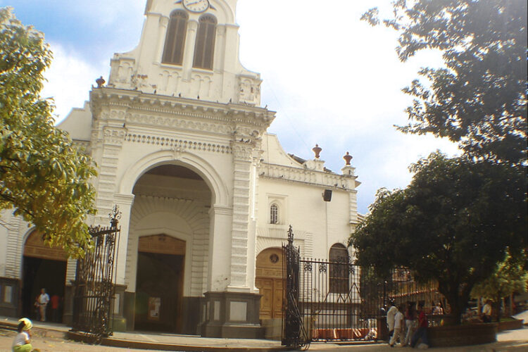 ¿Por qué Sabaneta es la mejor zona para vivir e invertir en 2025?